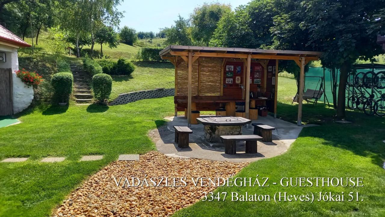 Vadaszles Vendeghaz Bukkszentmarton Экстерьер фото